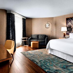 Deluxe Guest Room
